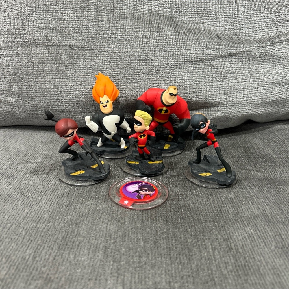 Disney Infinity Figures The Incredibles Lot Dash Violet Syndrome Mr. Incredible
